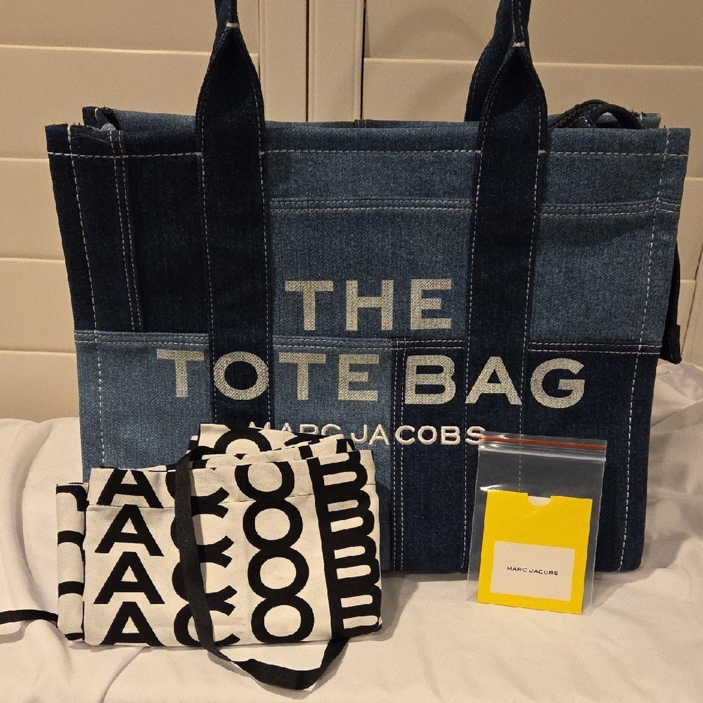 NWOT - Marc Jacobs Large Denim Tote Bag - Picture 2 of 9